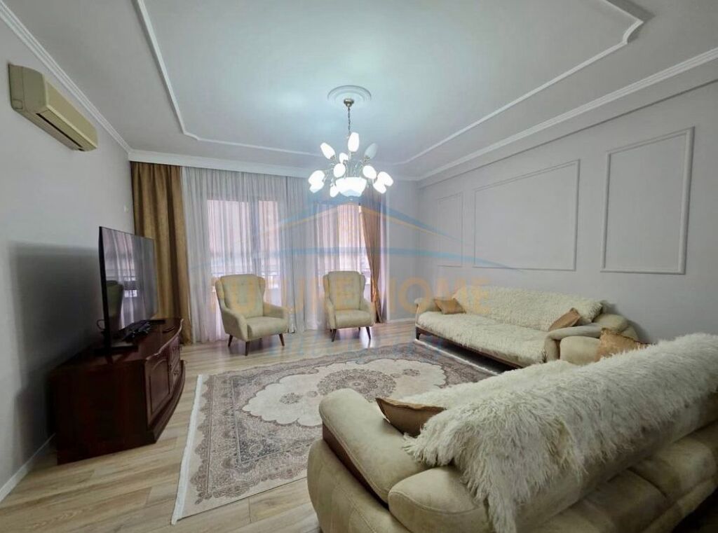 Rent, Apartment 2+1+2, Former Electric Market, Tirana.