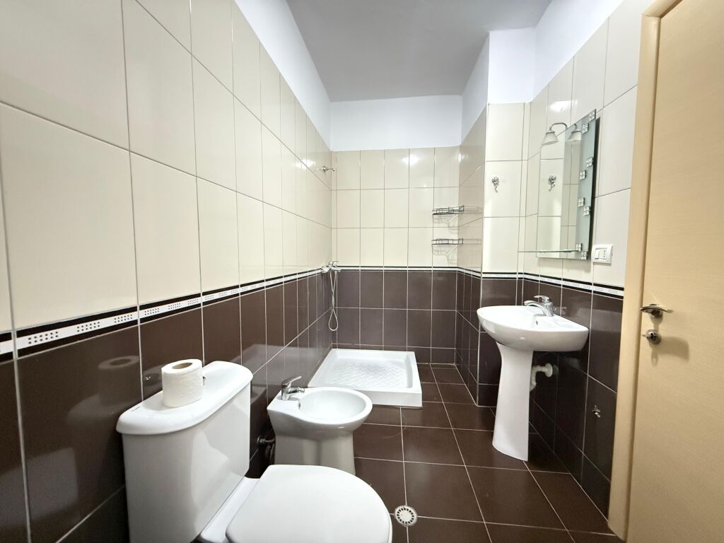 Affittiamo appartamento 1+1 a Yzberisht!