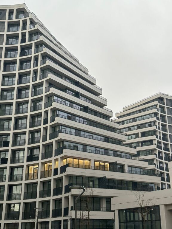 1+1,65 m2, al lago viu gener 2, il lago, 1000 euro lorde con amministrazione inclusa