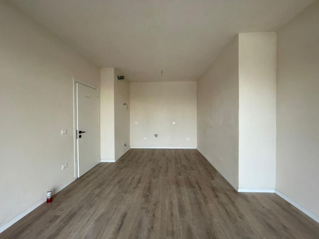 Apartament 1+1 per qira tej Ish-Fusha e Aviacionit.