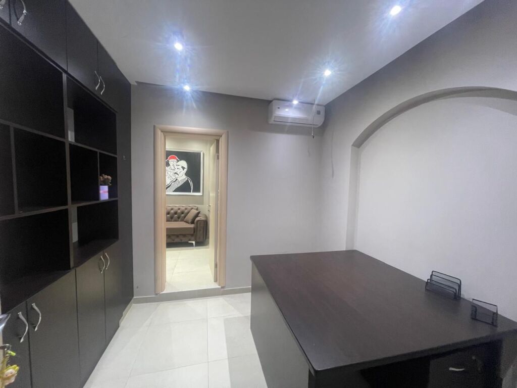 Zyre me qera - Myslym Shyri