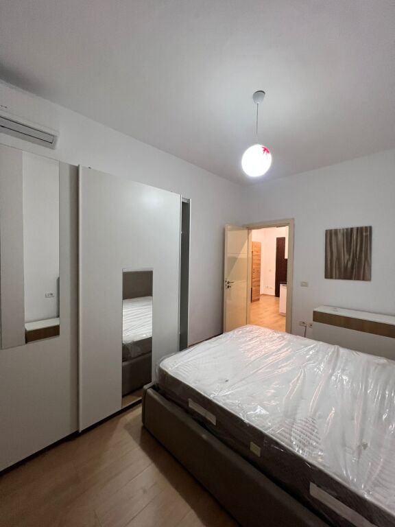 JEPET ME QERA APARTAMENT 2+1 PRANE SHKOLLES EFTALI KOCI, DURRES