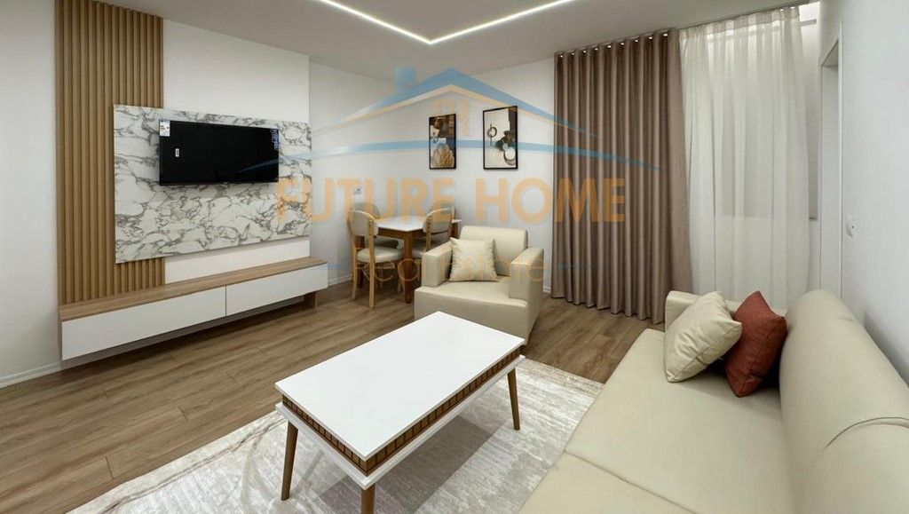 Shitet, Apartament 1+1, Rruga Fortuzi