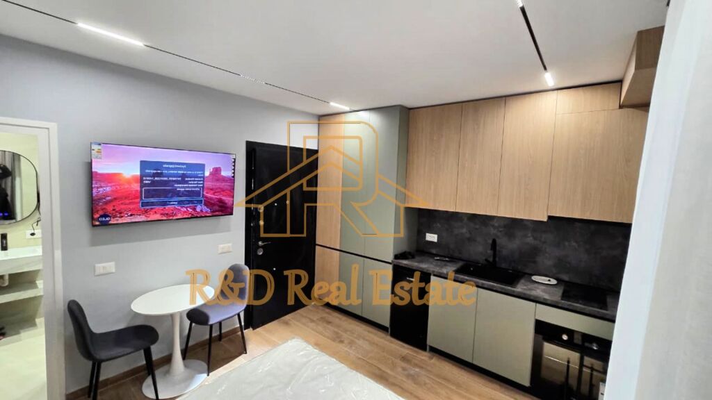 🏢 SHITEN 3 GARSONIERE + LAVANTERI – Mine Peza (përballë Golden Tower)