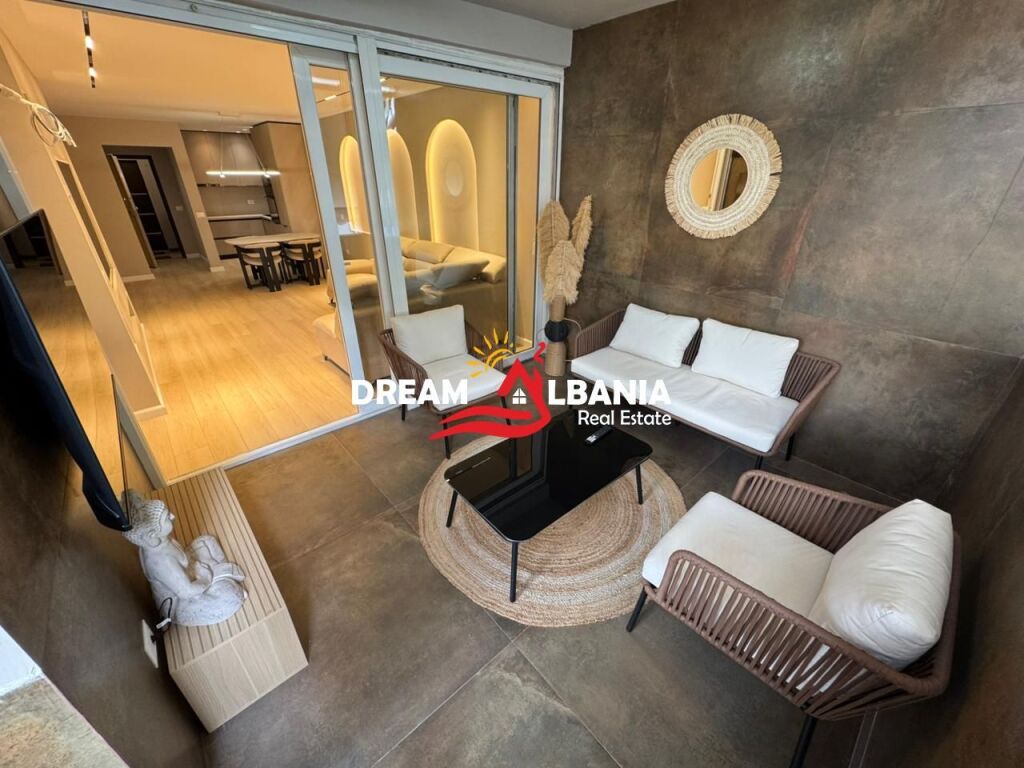 Apartament 2+1+2 ne shitje ne Myslym Shyr, prane ish Ekspozites ne Tirane (ID 41212137)