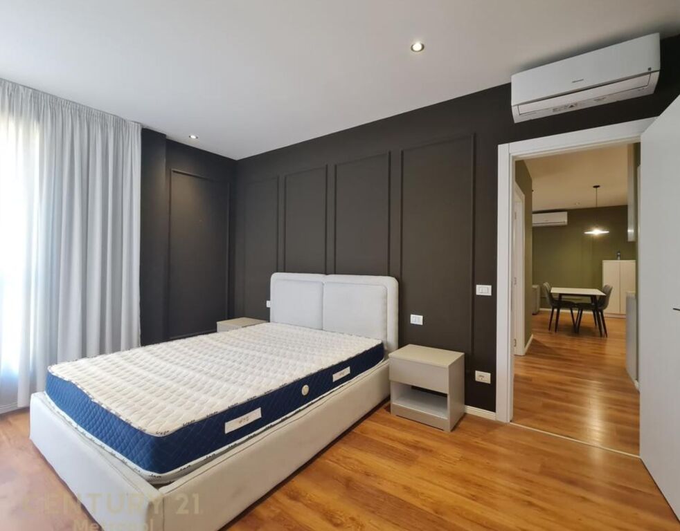 Ofron me qera apartament 2+1