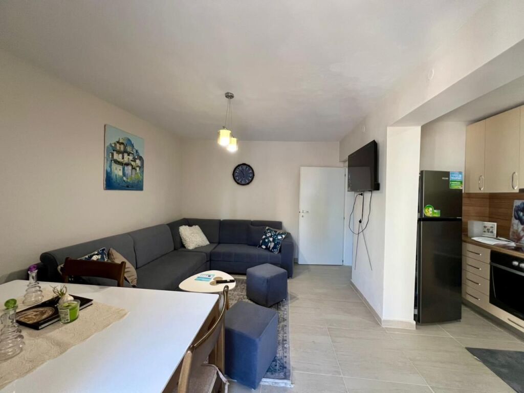 Apartment 2+1 for rent, “Fortuzi” Street, Tirana