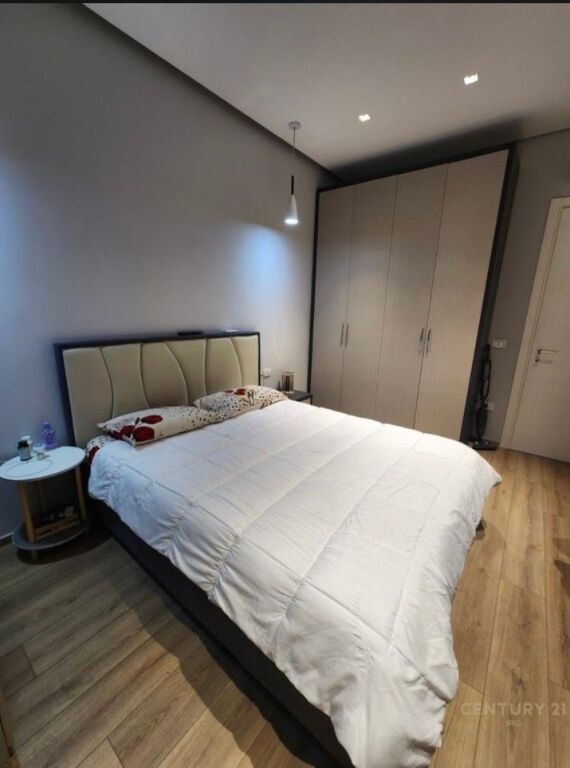 JEPET ME QERA APARTAMENT 1+1 TEK KOMPLEKSI DELIJORGJI!