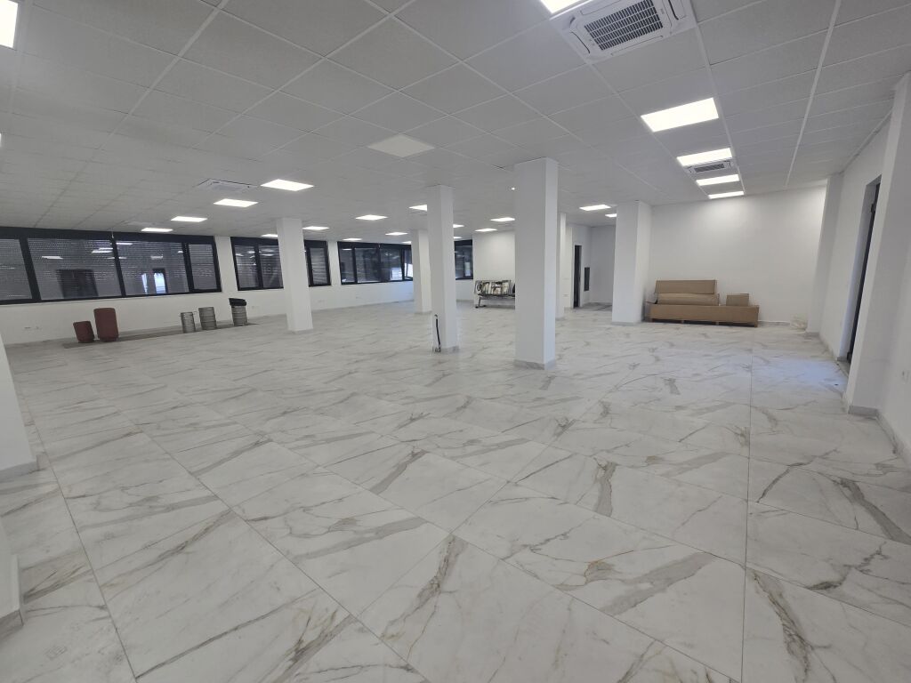 Business premises for rent near TEG.