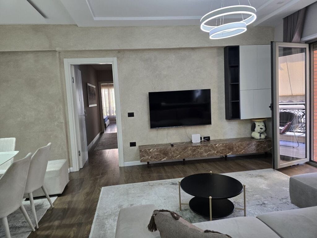 Appartamento in affitto 3+1+2+1 posto a Delijorgji