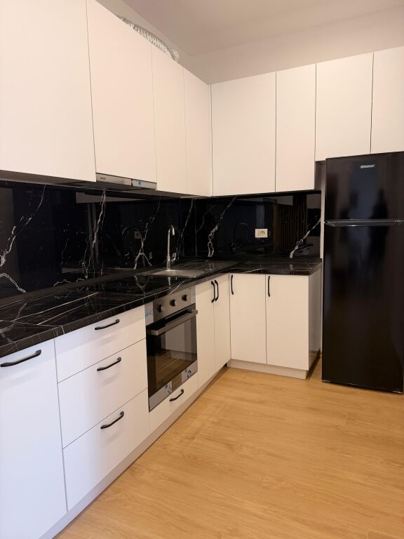 For rent 2+1 apartment near Eftali Koçi School.