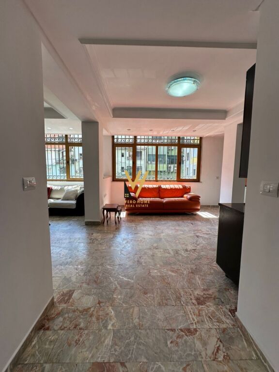 OFFICE 106 M2 FOR RENT AT WILLSON SQUARE 100,000 LEKE