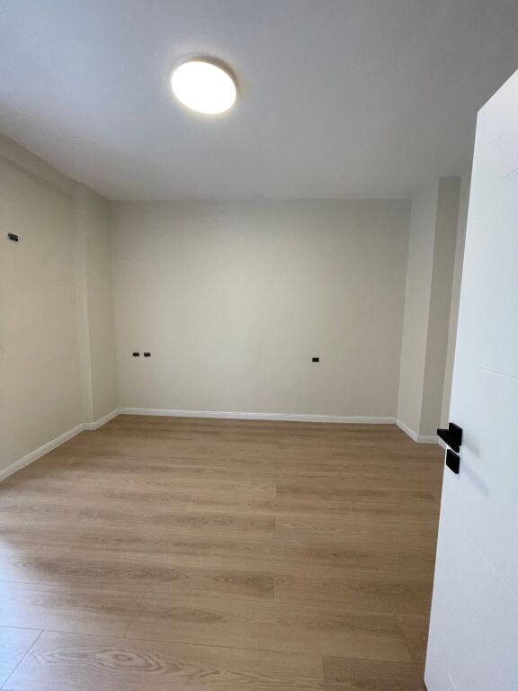 SHITET APARTAMENT 3+1 – KODRA E DIELLIT 1 🌇