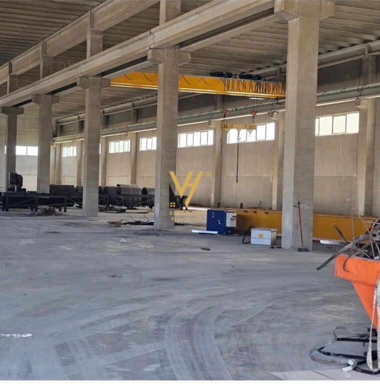 WAREHOUSE FOR SALE 10,000 M2 ON THE TR-DR HIGHWAY 3,500,000 EURO