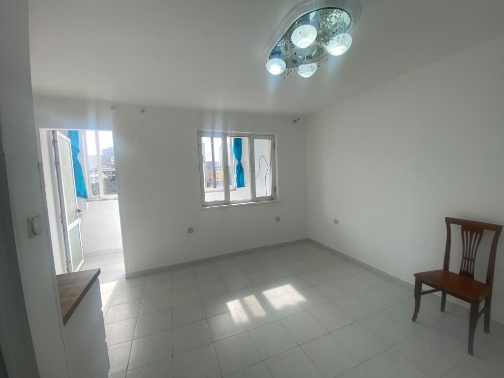 Appartamento 1+1 in affitto nel centro di Tirana !