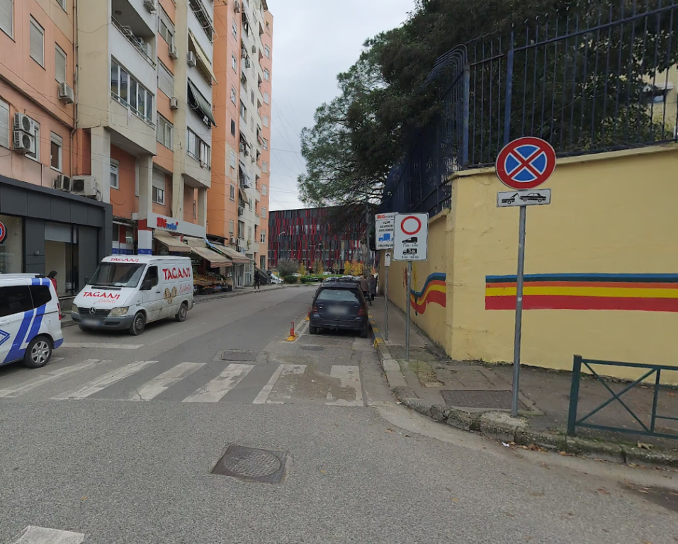 Zyre me qera Rruga Elbasanit Tirane