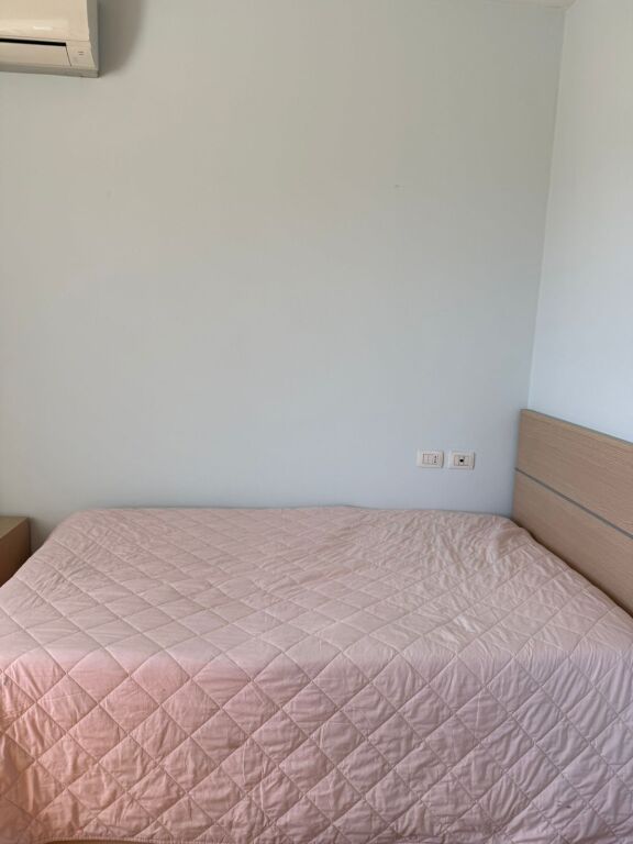 Jepet 2+1 me qira te ish parku,përball Delijorgjit