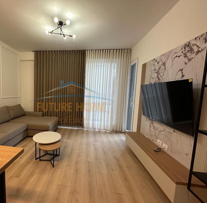 Qera, Apartament 1+1,Komuna Parisit, Tirane.