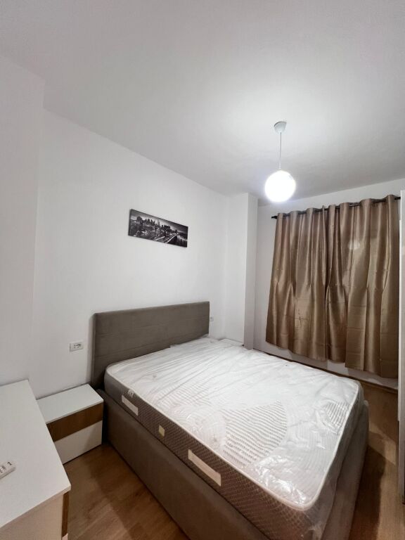 JEPET ME QERA APARTAMENT 2+1 PRANE SHKOLLES EFTALI KOCI, DURRES