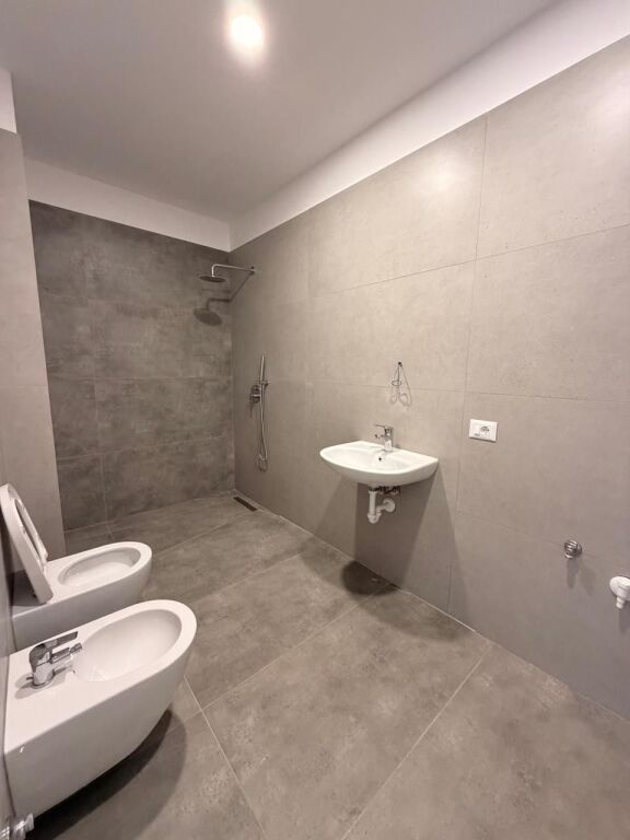 Apartament 1+1 me Pamje Deti – Golem