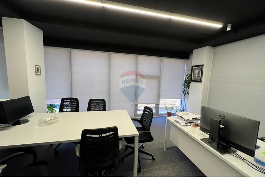 Zyre me qira tek Pazari i Ri!