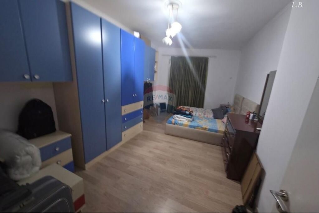 SHITET APARTAMENT 2+1 – RRUGA E DURRËSIT