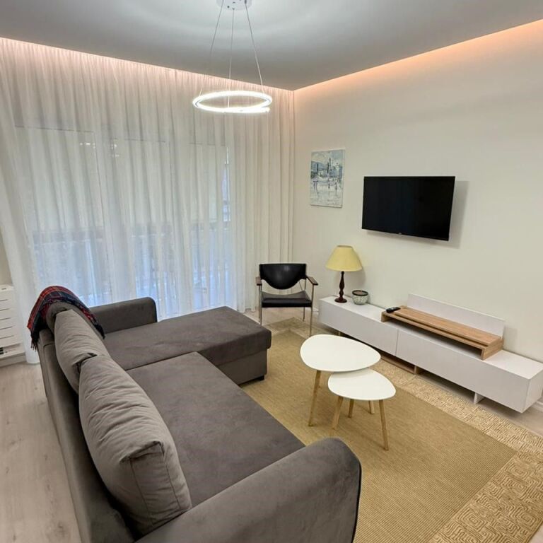 🏡 Apartment 1+1 for Rent – High School Area (near RTSH) ✨