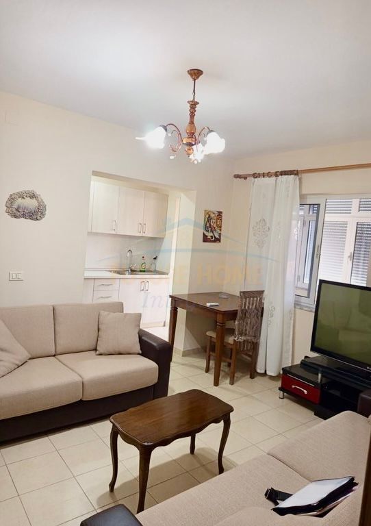 Rent, Apartment 3+1+2, Tabakëve Mosque, Tirana.