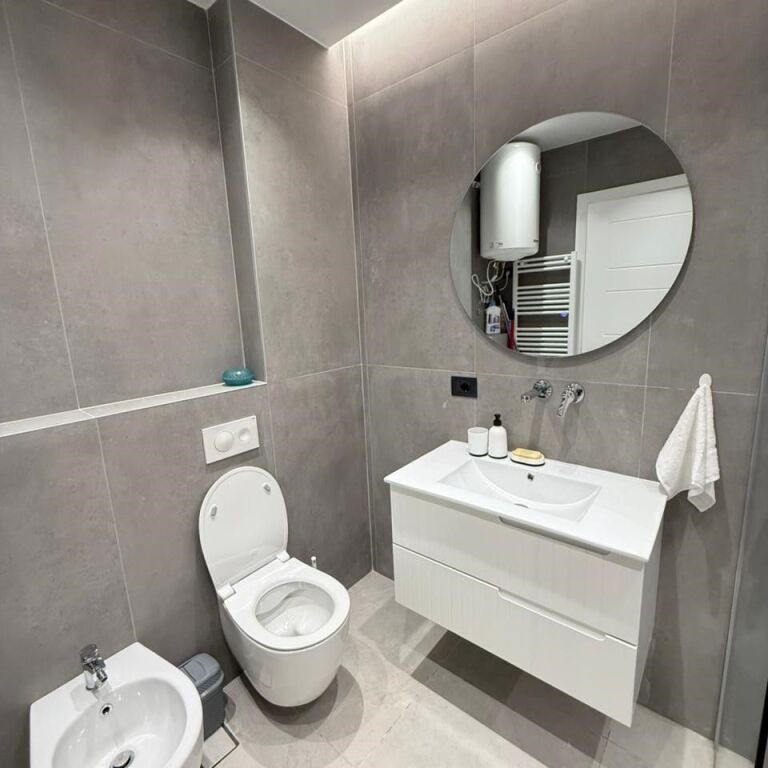 🏡 Apartment 1+1 for Rent – High School Area (near RTSH) ✨