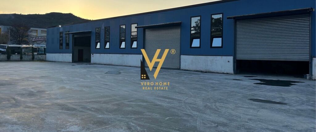 JEPET KAPANON 1.250 M2 ME QERA NE VORE 2.300 EURO