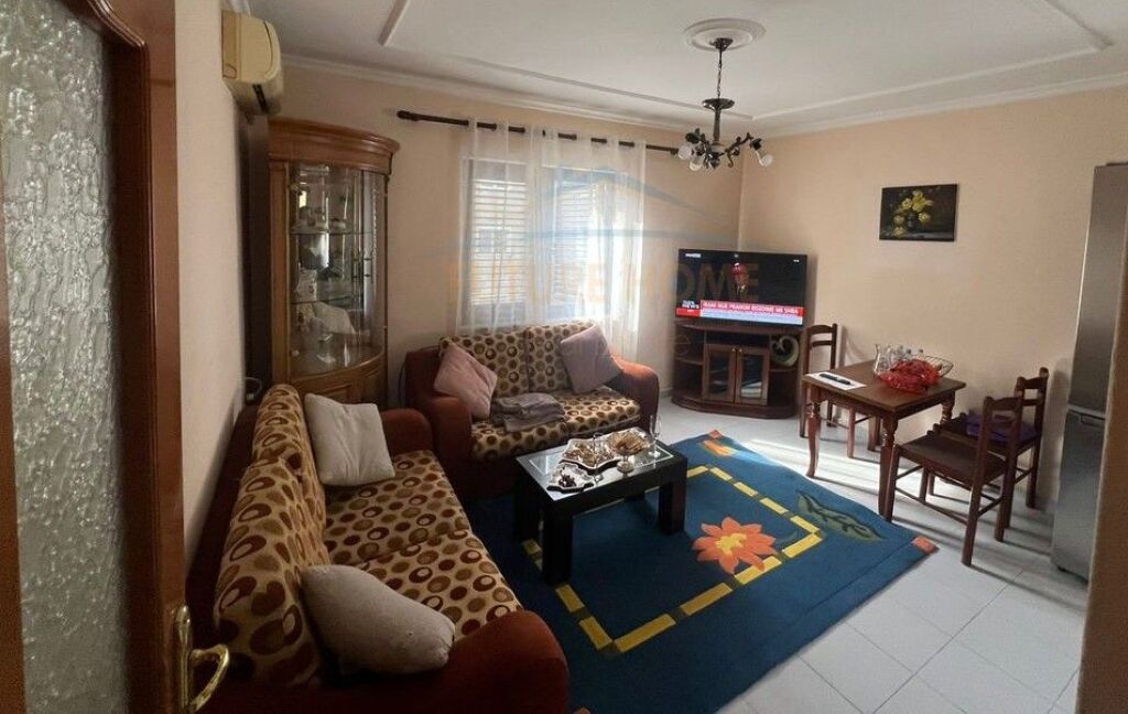 Affitto, Appartamento 2+1, Nuovo Mercato, Tirana.