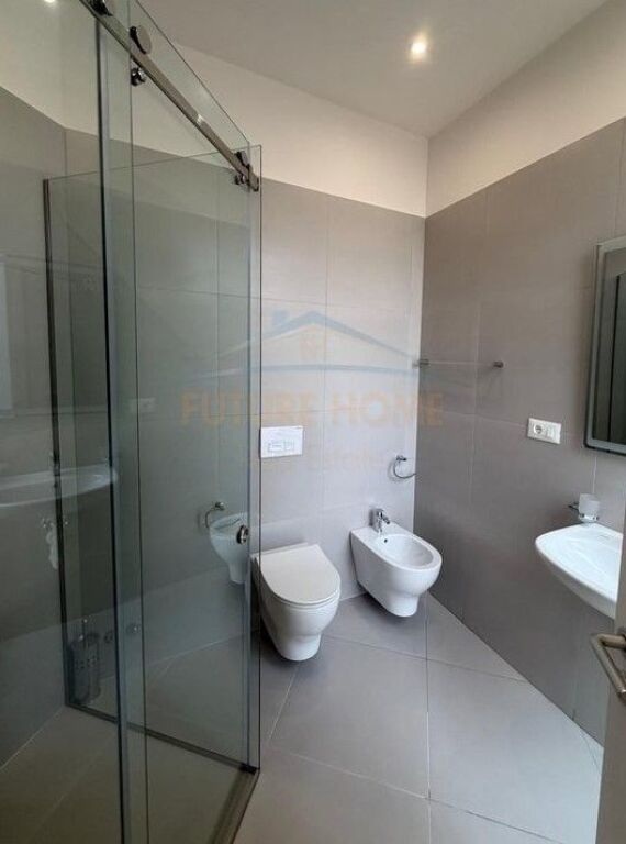 Qera, Vile 2-Kateshe, Green Valley , Liqeni i Thate