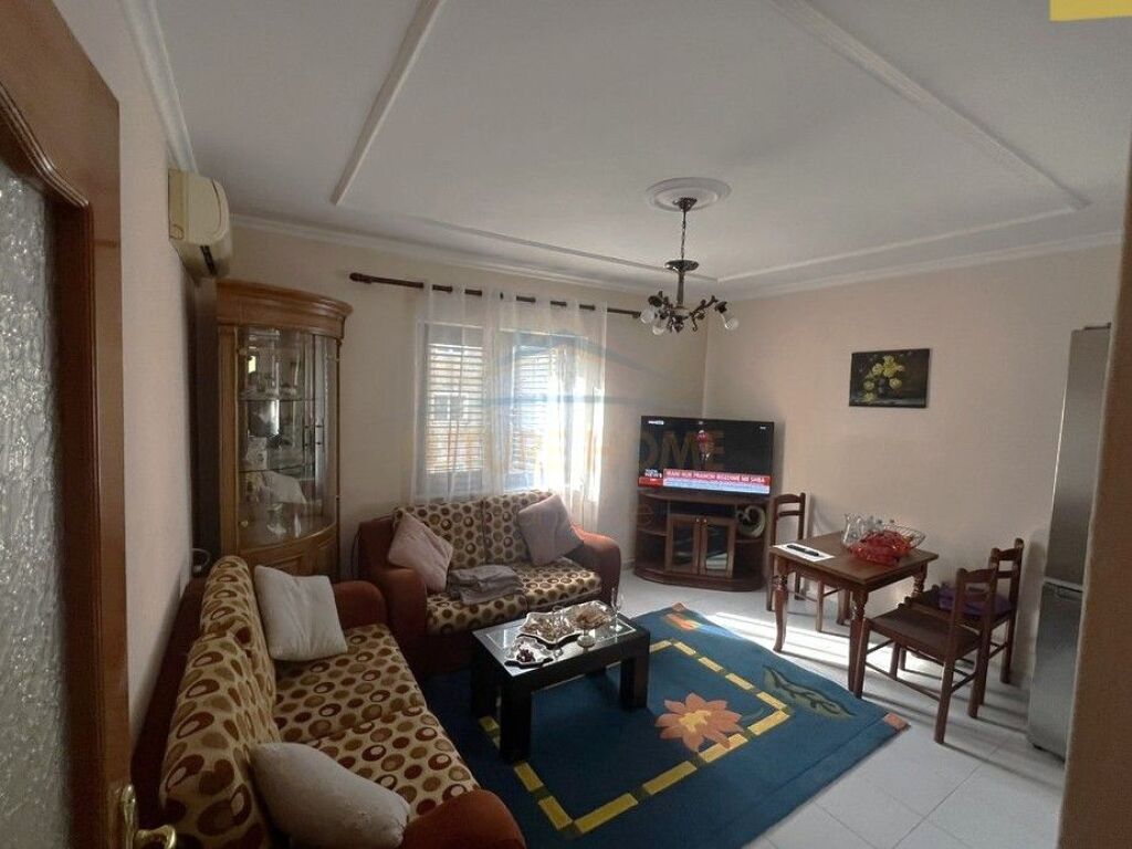 Qera, Apartament 2+1, Pazari i Ri, Tiranë.