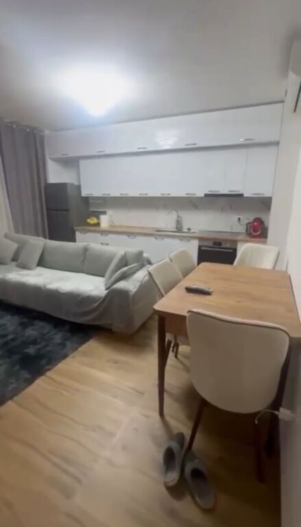 For rent Apartment 1+1, at the end of 5 Maj street near the new buildings near Ardian Klosi school 500 thousand lek