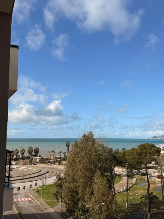 Apartament 1+1 me Pamje Deti – Golem