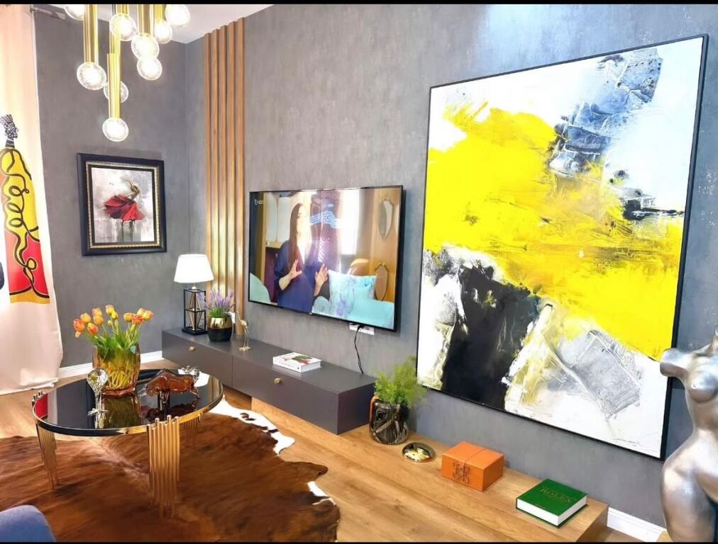 Apartment 1+1 for rent, at Mozaiku of Tirana, Rruga Sulejman Pitarka 800 Euro