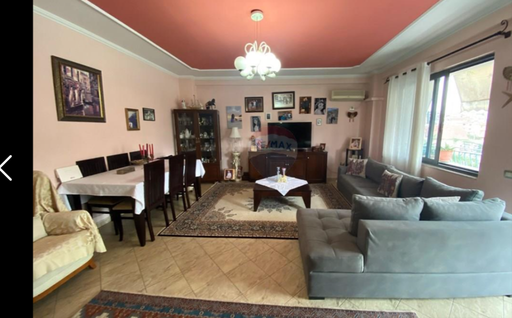 Appartamento in vendita 3+1+2+2 balconi vicino al Mercato Elettrico