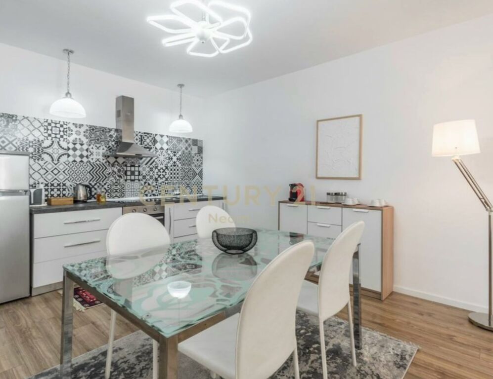 Jepet me qera apartament 2+1