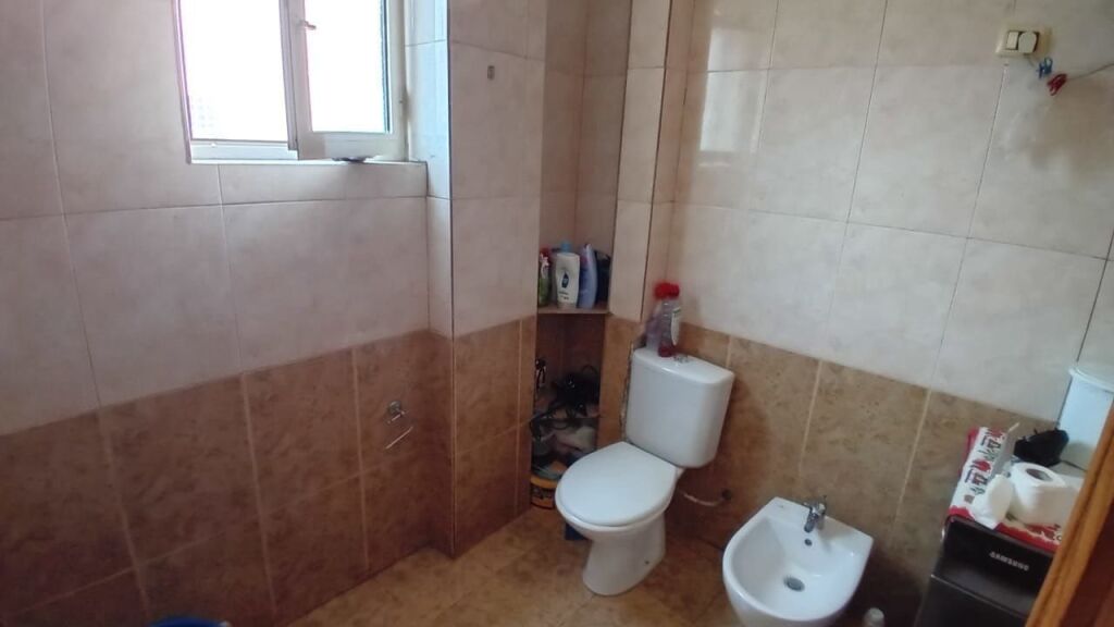 APARTAMENT ME QERA 2+1 KINOSTUDIO 50.000 LEKE