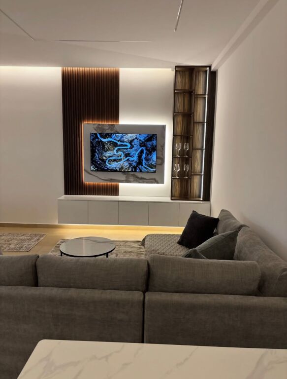 Apartment for Rent at the Botanical Garden