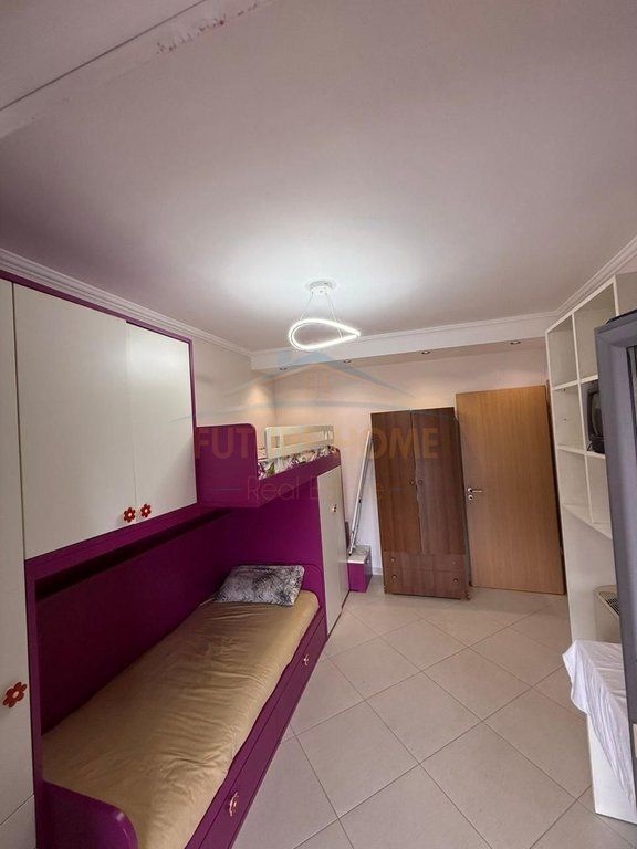 Qira, Apartament 2+1+2+Post Parkimi, Unaza e Re, Tiranë