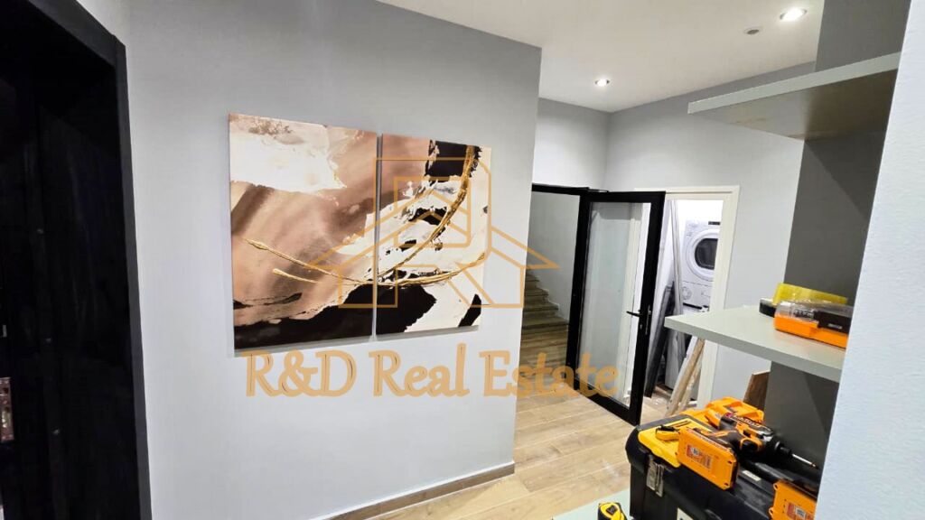 🏢 SHITEN 3 GARSONIERE + LAVANTERI – Mine Peza (përballë Golden Tower)