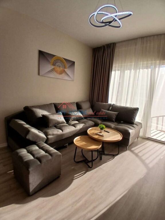 Apartament 2+1 me Qira te Zogu i Zi Tirane