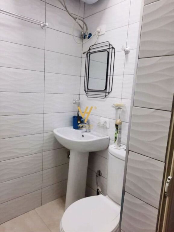 SHITET DYQAN 75 M2 TE MYSLYM SHYRI 350.000 EURO