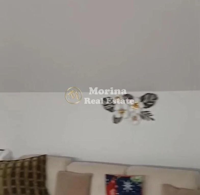 Qera | Shtëpi private 2 + 1 | Linzë | 350 €/muaj