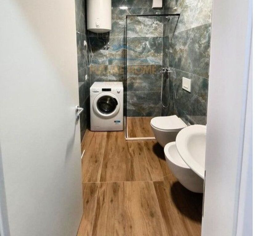 Affitto, Appartamento 1+1+Posto Auto, Uccello Nero, Tirana