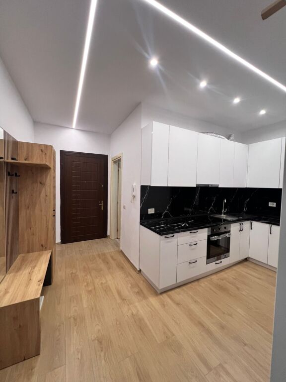 JEPET ME QERA APARTAMENT 2+1 PRANE SHKOLLES EFTALI KOCI, DURRES