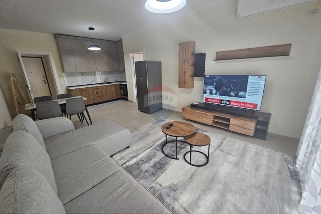 Apartament 1+1 per qira tek Liqeni i Thate!