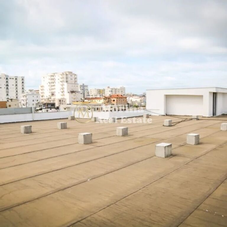 Shitje | Ambjent Biznesi | Ura e Dajlanit | 590000 €