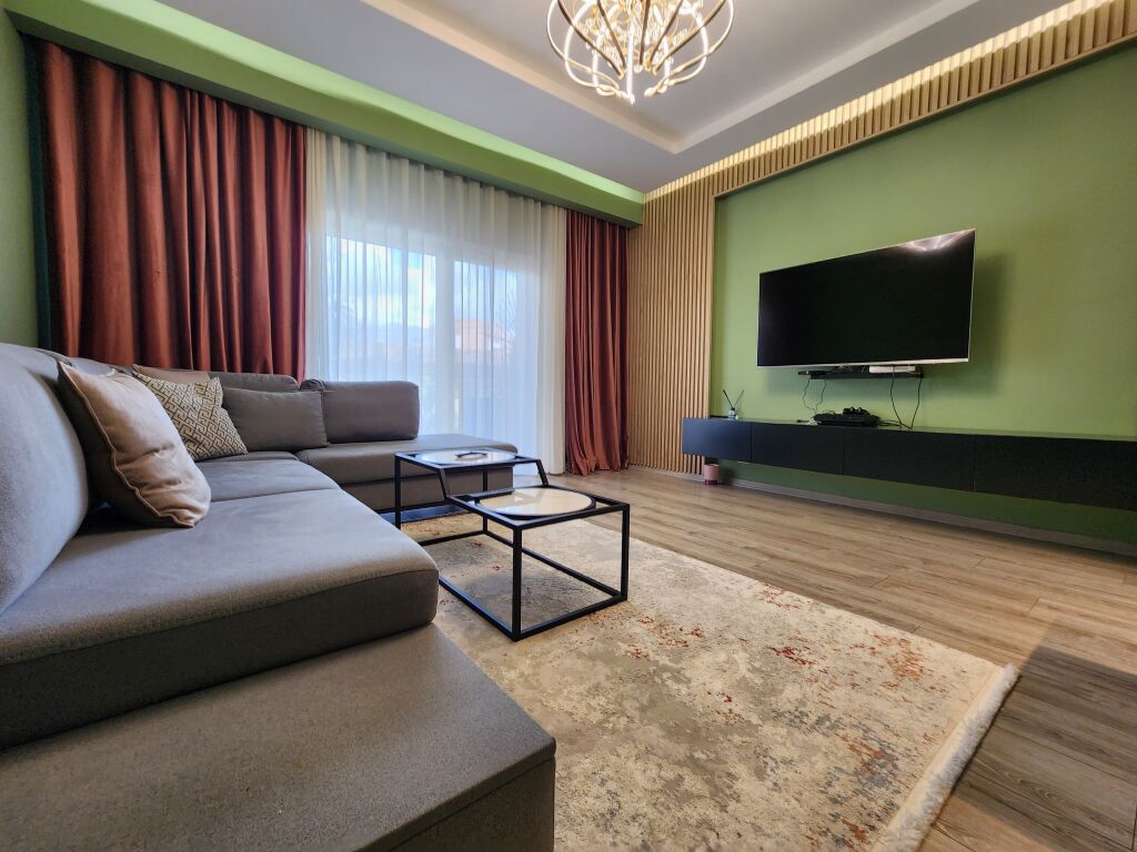 Jepet Me Qera: Apartament 3+1+2wc+2 ballkone || 📌Selvi, Hotel Black Diamond || Hera e parë me qira || 1000€/ Muaj